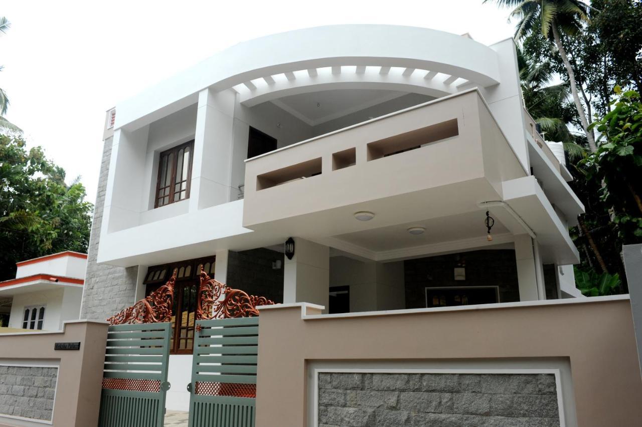 Moksha Homestay Thiruvananthapuram Kültér fotó